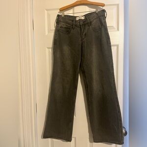 Hollister women’s Gray Jeans